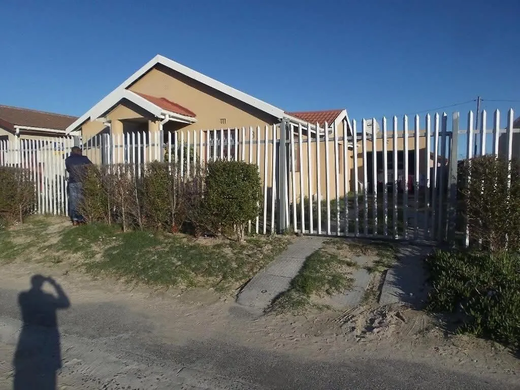 Bed & Breakfast Mbali B&B Khayelitsha South Africa